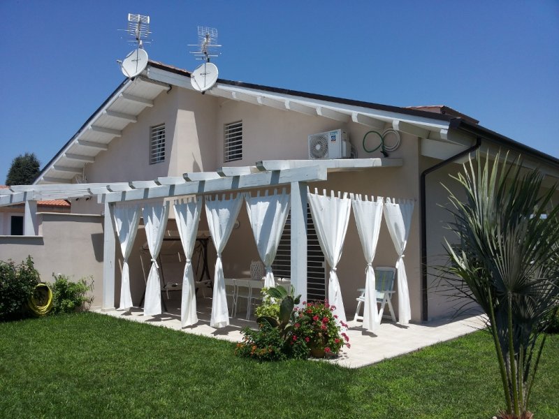 Villa in bifamiliare per vacanza San Felice Circeo a Latina in Affitto