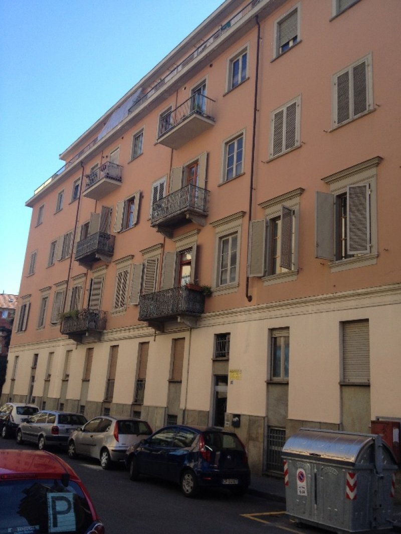 San Donato appartamento da ristrutturare a Torino in Vendita