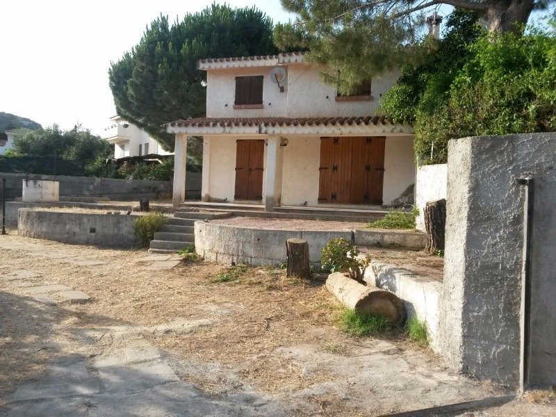 Casa in villaggio turistico Torre delle Stelle a Cagliari in Affitto