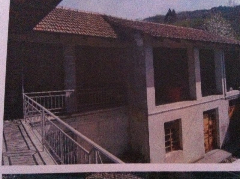 Casa San Rocco in langa a Cortemilia a Cuneo in Vendita