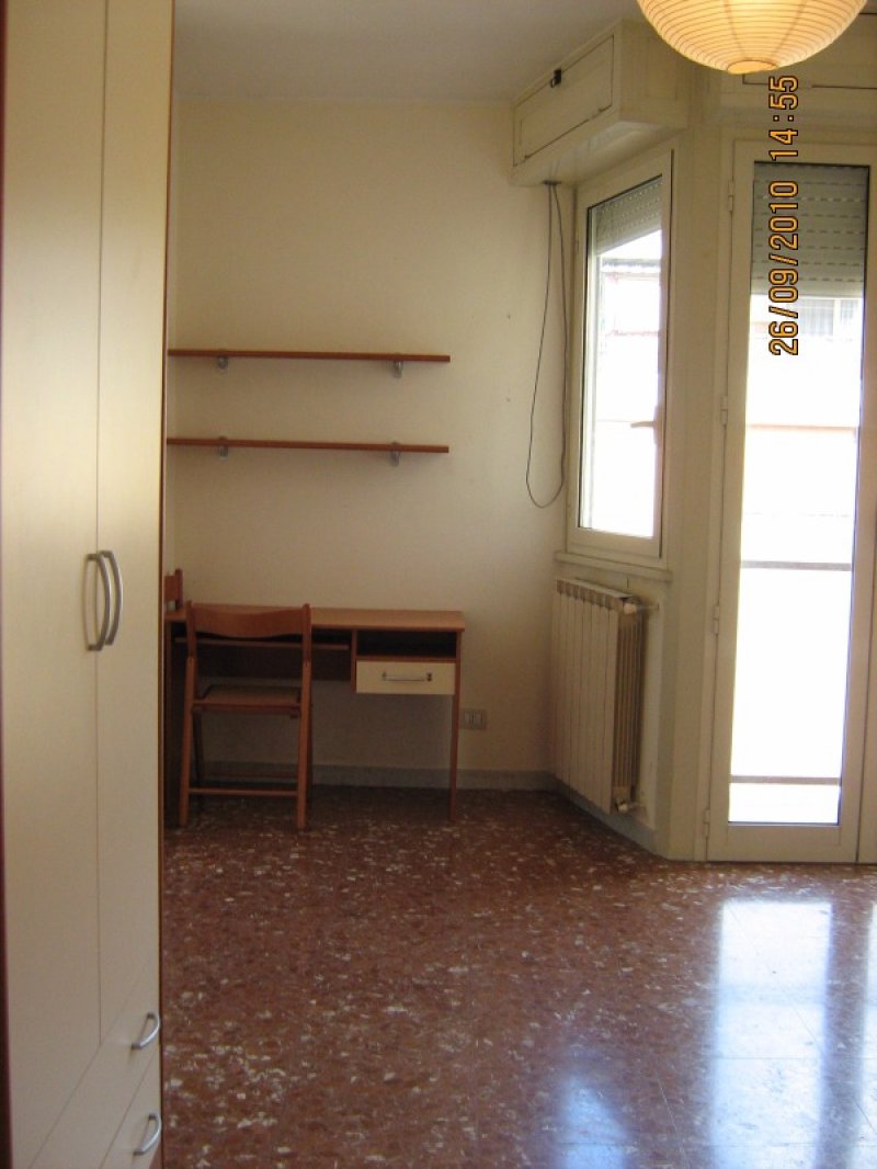 Stazione Tiburtina stanza singola in appartamento a Roma in Affitto