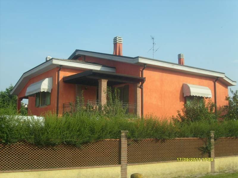 Ricengo villa singola a Cremona in Vendita
