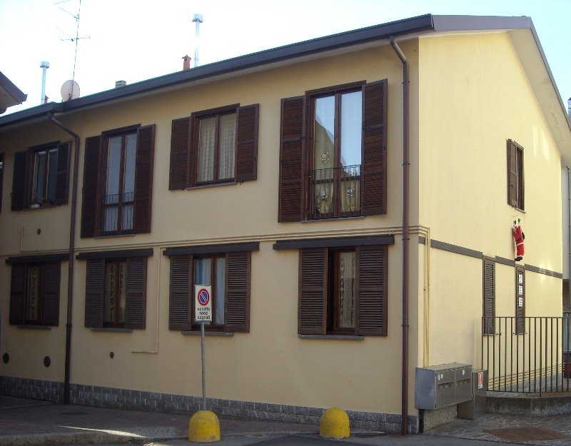 Villa Cortese bilocale al piano terreno a Milano in Vendita