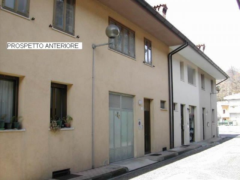 A Osoppo villa a schiera a Udine in Affitto