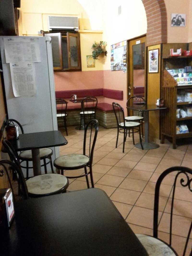 Stazzano bar caffetteria e tavola fredda a Alessandria in Vendita
