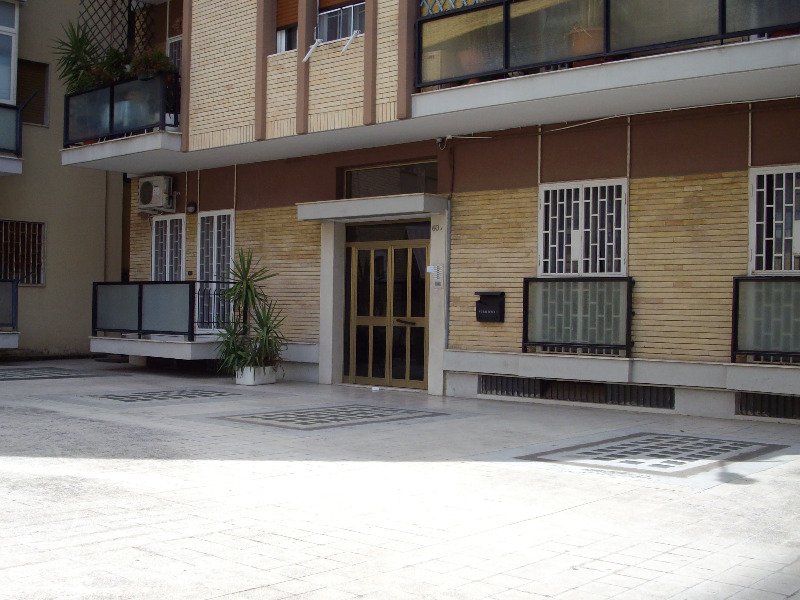 Quartiere Poggiofranco posti letto a Bari in Affitto