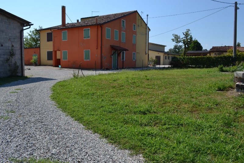 Casa in campagna a Lissaro a Padova in Vendita