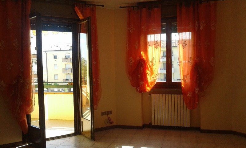 Appartamento a Colorno a Parma in Affitto