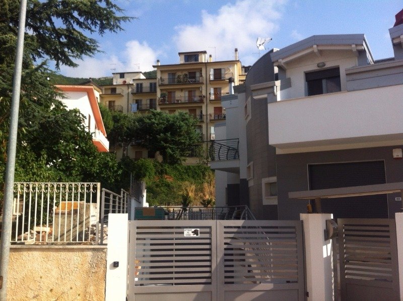 San Giovanni Rotondo appartamento seminterrato a Foggia in Affitto