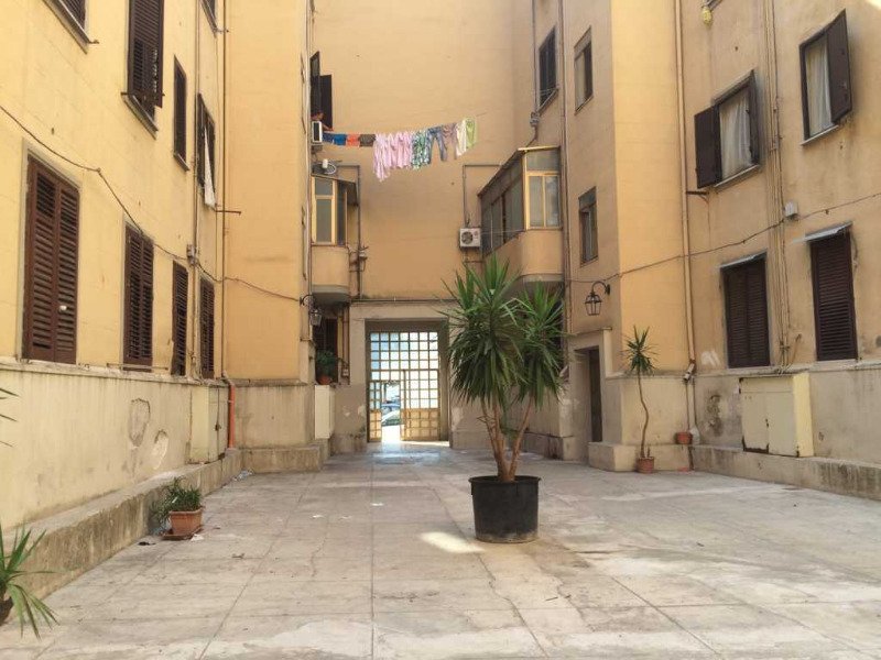 Appartamento in zona universit Palermo a Palermo in Vendita
