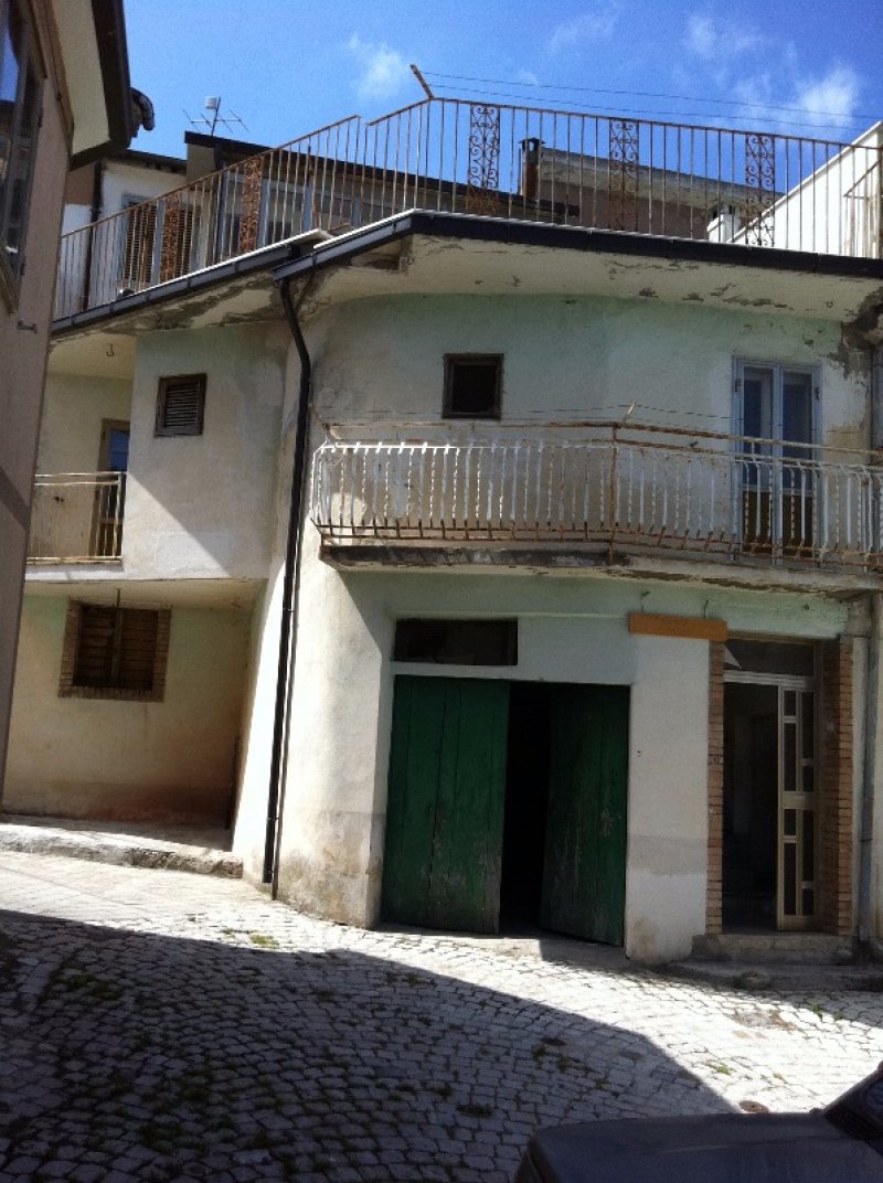 Duronia casa a Campobasso in Vendita