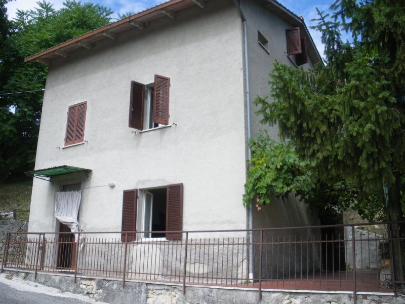 Localit Colpalombo casa a Perugia in Vendita