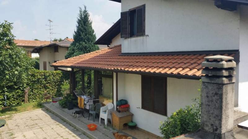 Somma Lombardo villa a Varese in Vendita