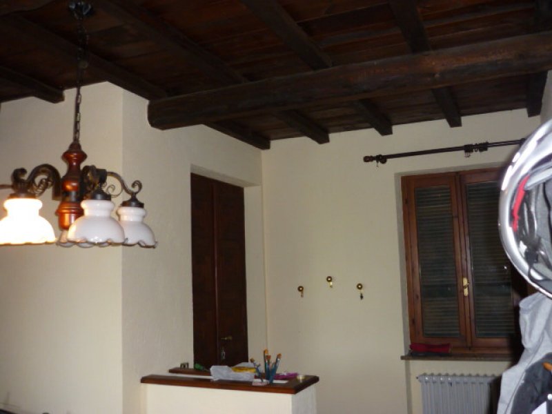 A Lomello casa indipendente a Pavia in Vendita