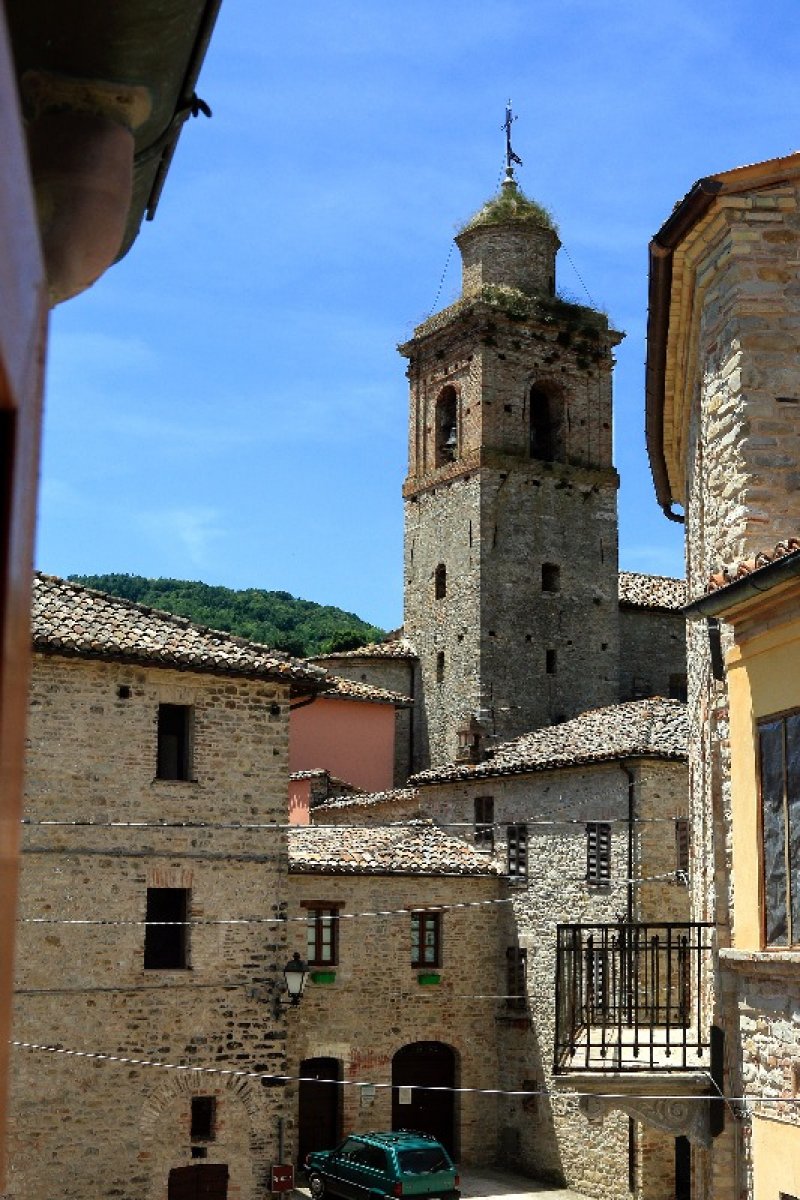 Rotella casa rustica a Ascoli Piceno in Vendita