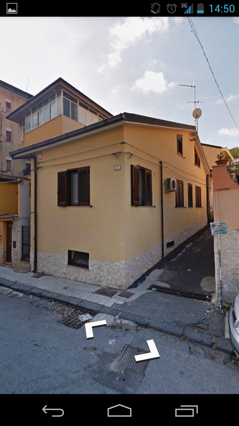 Casa indipendente Messina a Messina in Vendita