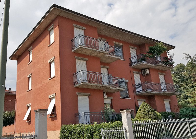 A Traversetolo appartamento secondo piano a Parma in Vendita