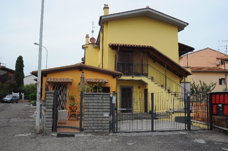 Vitorchiano abitazione a Viterbo in Vendita