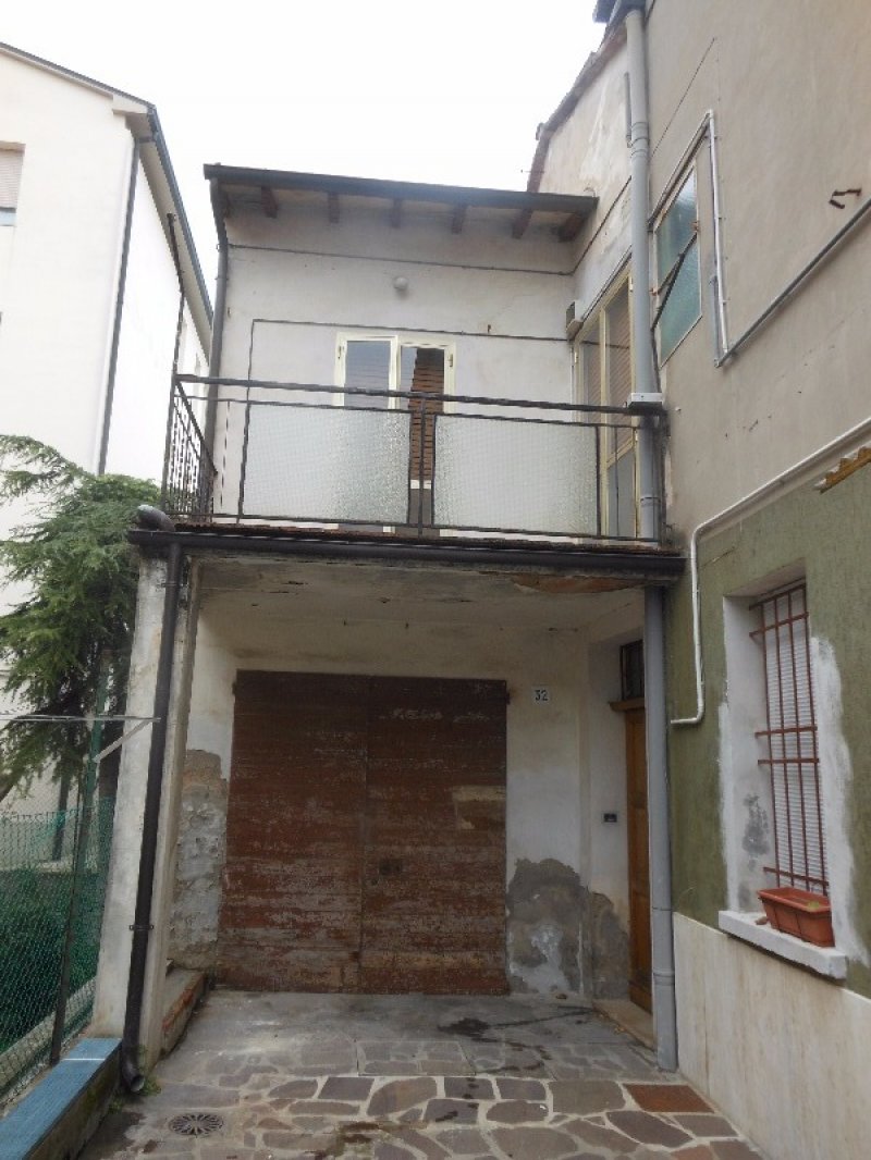 Appartamento in bifamiliare Faenza a Ravenna in Vendita