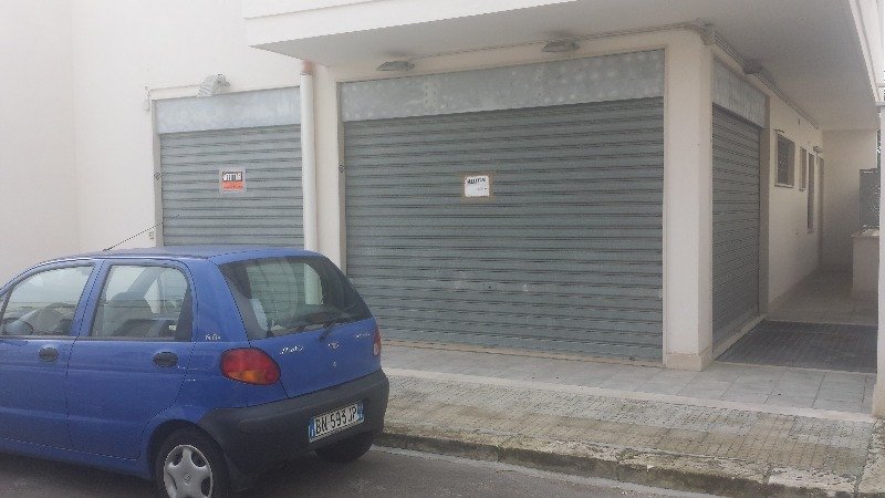 Locali commerciali zona Castromediano a Lecce in Affitto