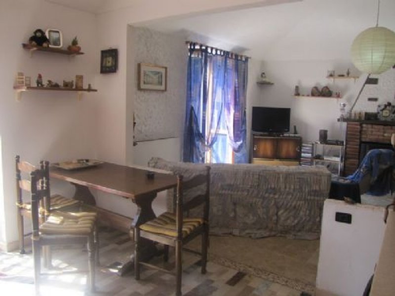 Altare appartamento al primo piano a Savona in Vendita