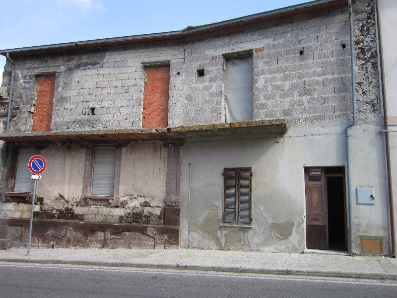 Torralba casa da ristrutturare a Sassari in Vendita