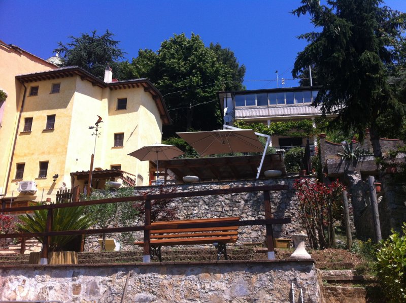 Stazzema rustico toscano a Lucca in Vendita