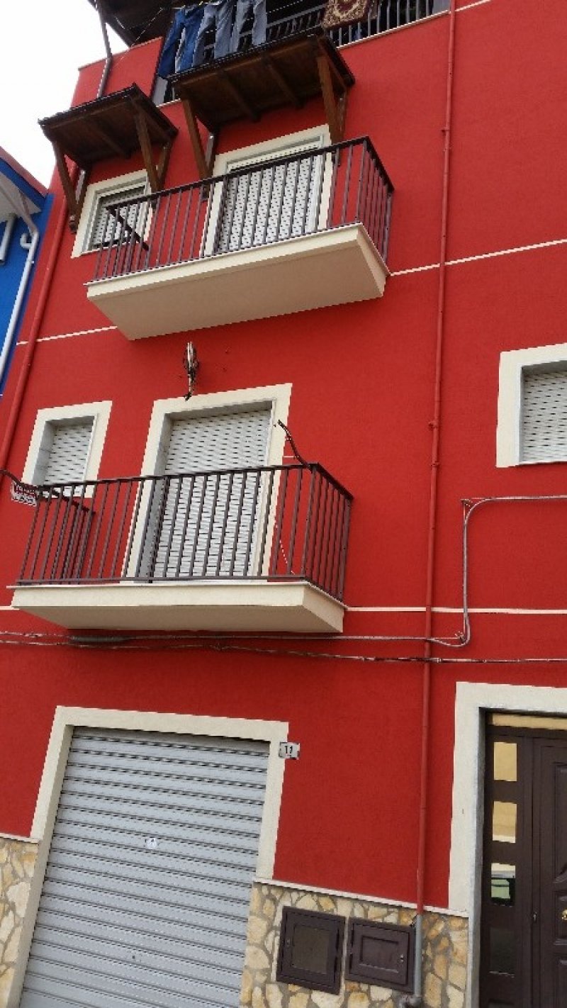 Cavosoprano appartamento a Caltanissetta in Vendita