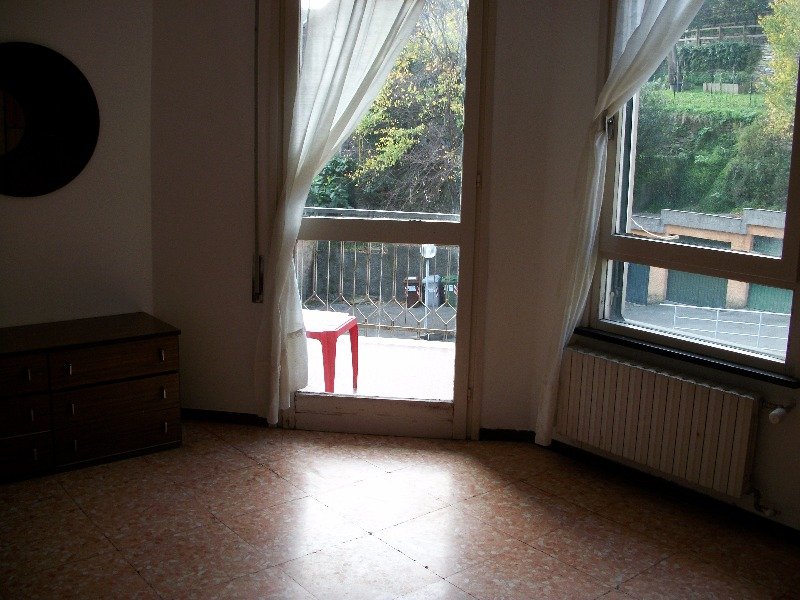 Rapallo appartamento con cantina a Genova in Vendita