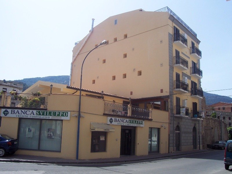 Marina di Patti appartamento fronte mare a Messina in Vendita