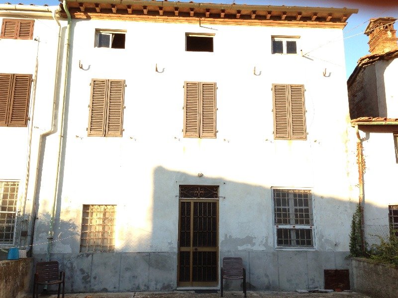 Pieve San Paolo casa a Lucca in Vendita