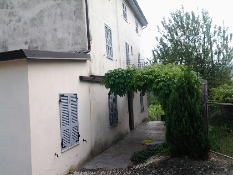 A Vernasca casa a Piacenza in Vendita