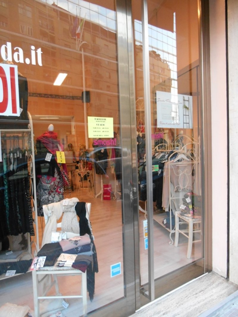 Locale commerciale sito a Cagliari a Cagliari in Affitto