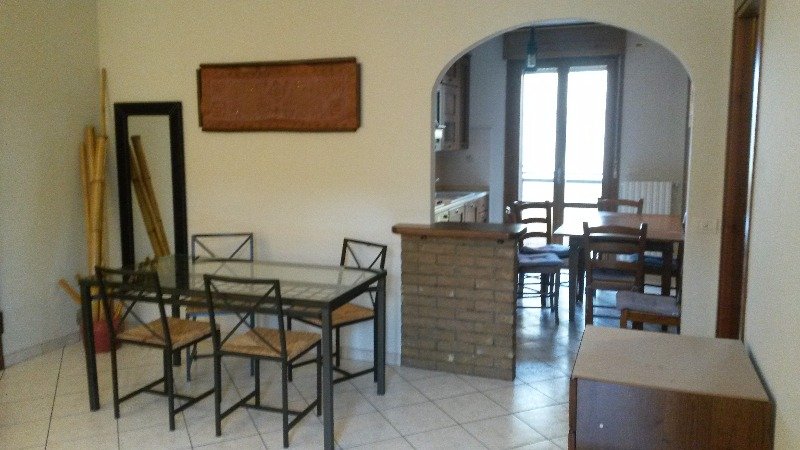 A Carpi appartamento al terzo piano a Modena in Vendita