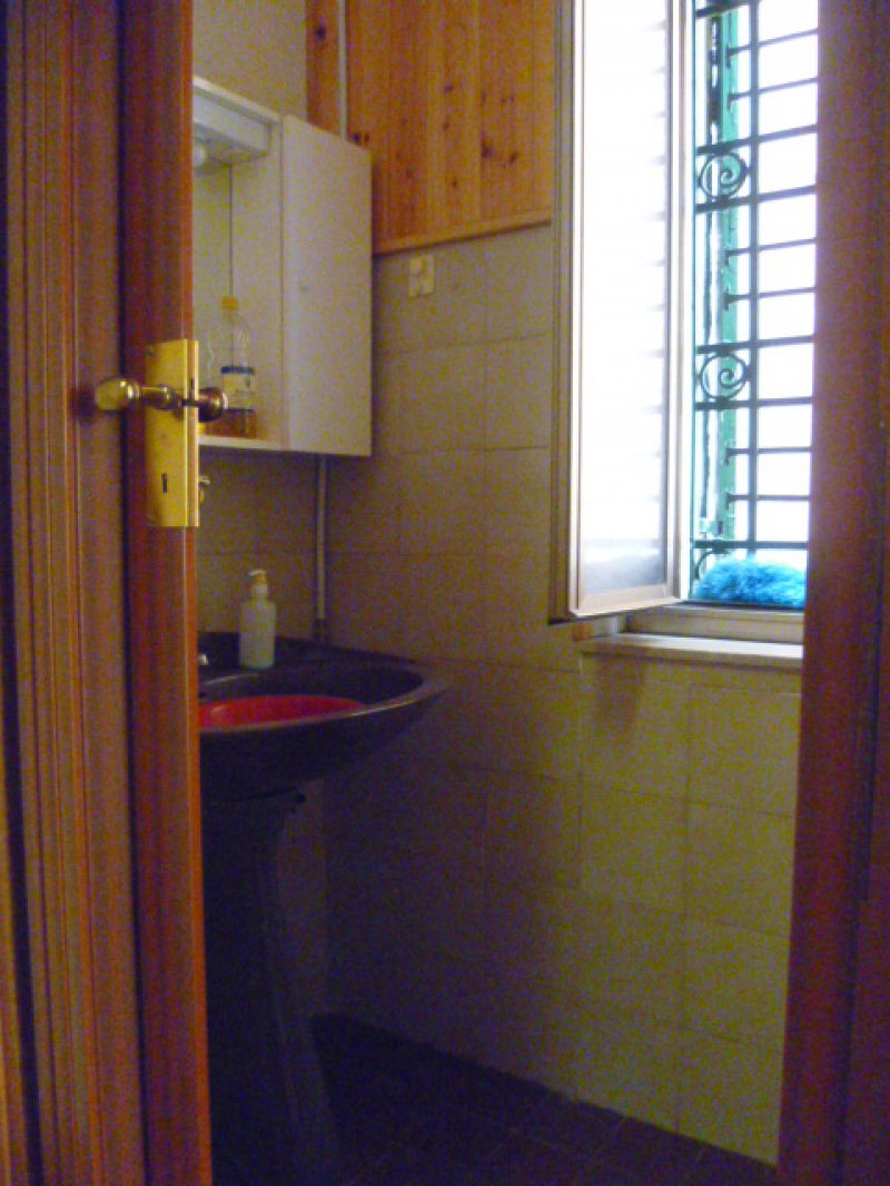 Verona monolocale con wc ad uso magazzino a Verona in Vendita