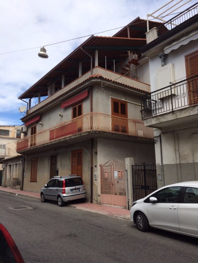 Appartamento Siderno a Reggio di Calabria in Affitto