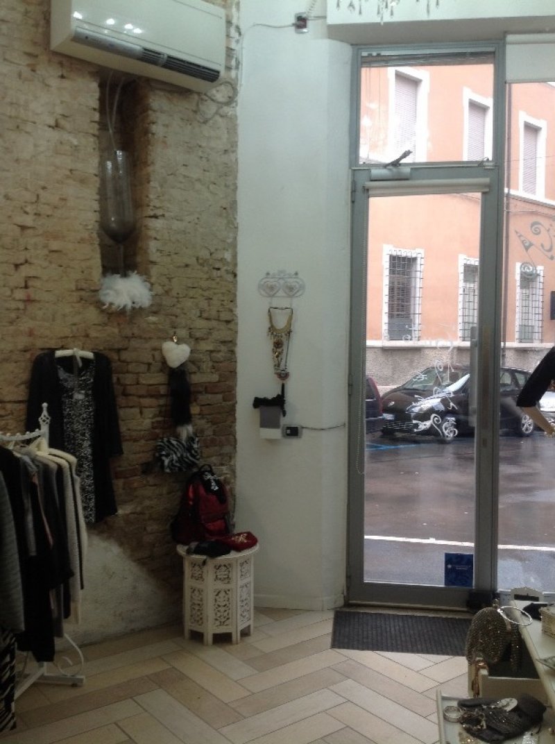 Zona centro Forl cedo attivit di abbigliamento a Forli-Cesena in Vendita