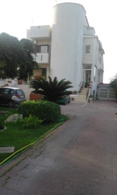 Palese appartamento in villa a Bari in Affitto
