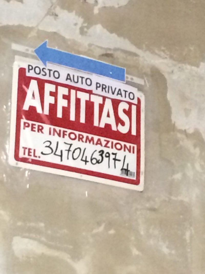Messina posto auto riservato in garage privato a Messina in Affitto