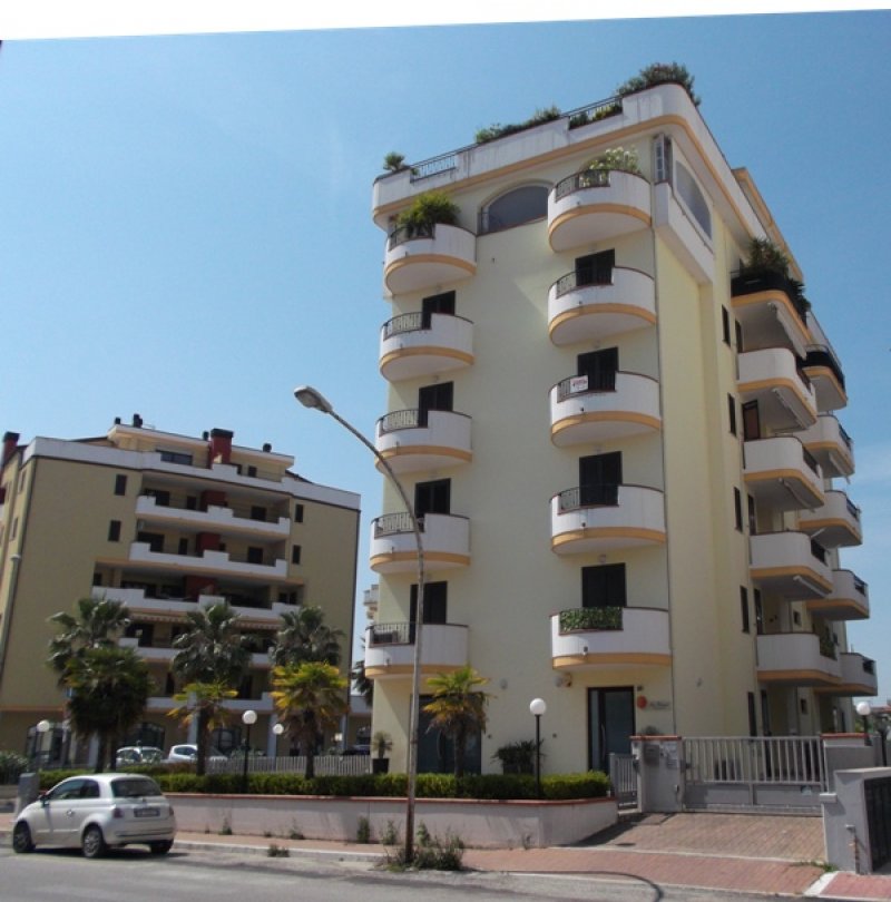 Alba Adriatica appartamento zona della pineta a Teramo in Vendita