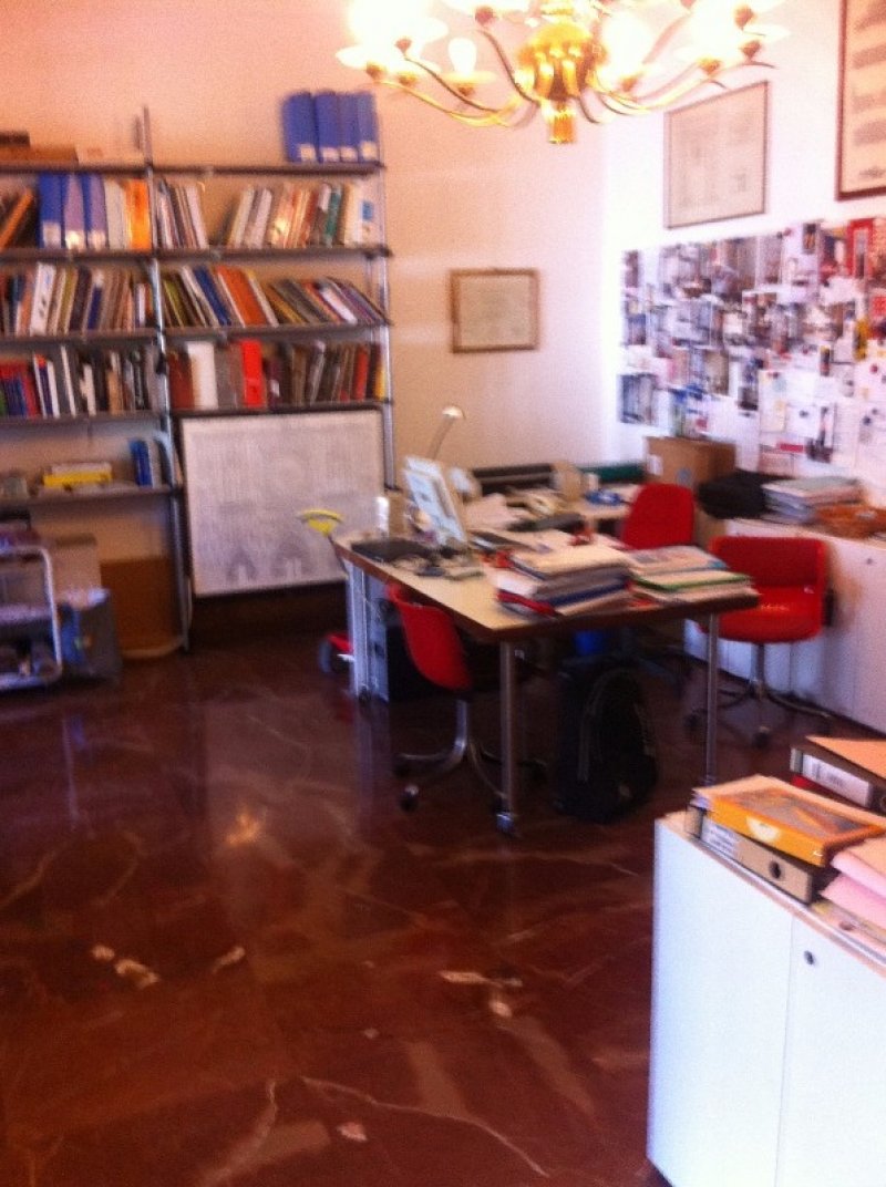 Indipendenza viale dei Mille studio ufficio a Milano in Affitto