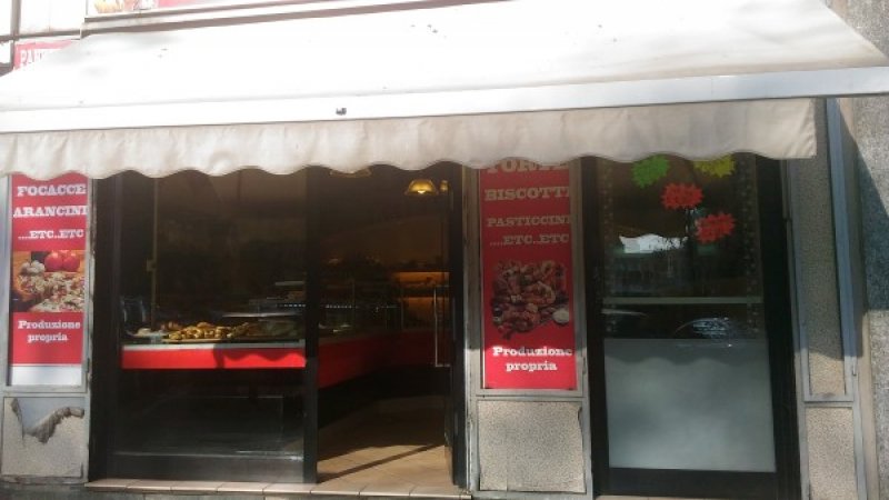 Attivit ben avviata di panetteria pasticceria a Milano in Vendita