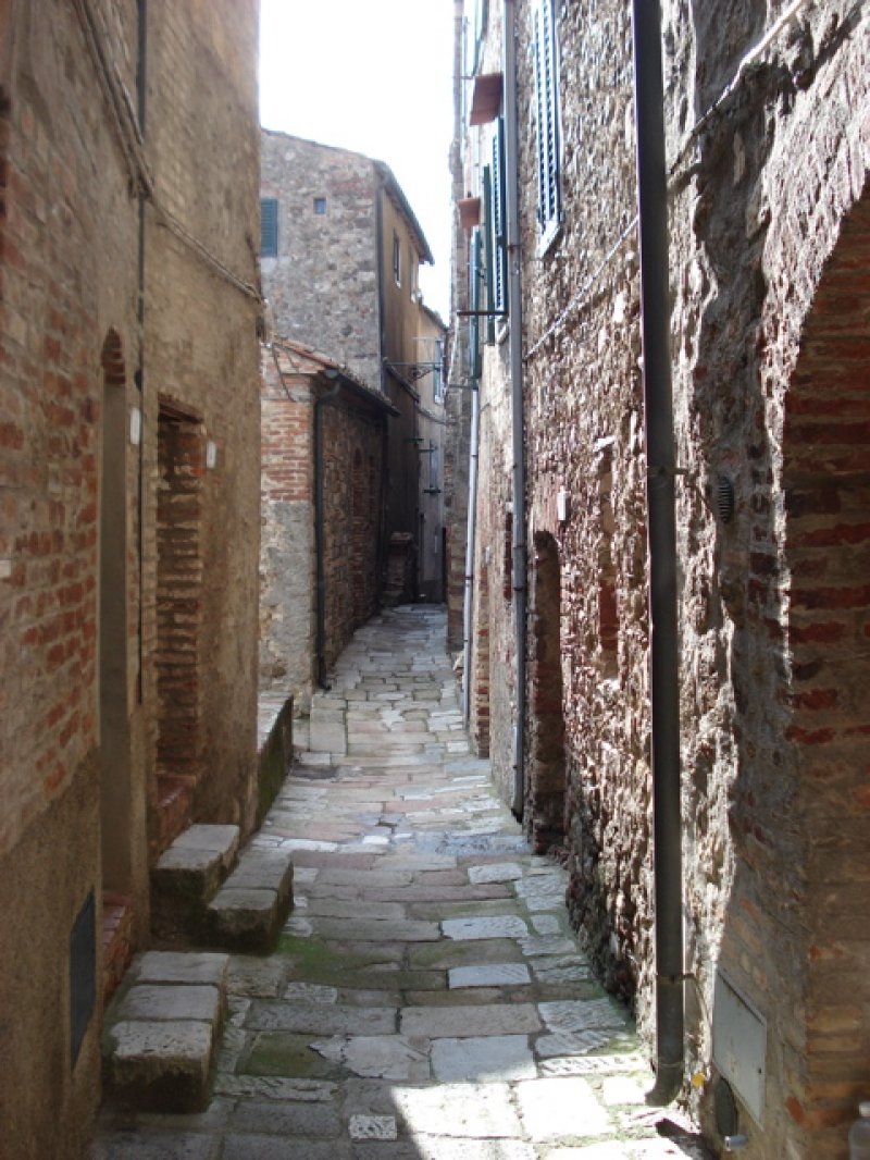 Chiusdino nel centro storico appartamento a Siena in Vendita