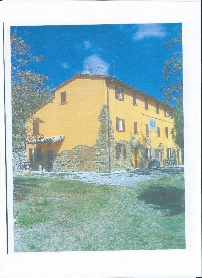 Vincini di Vernasca casa a Piacenza in Vendita