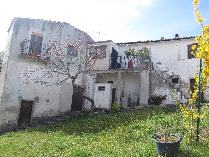 Casa localit San Pietro in Valle a Isernia in Vendita
