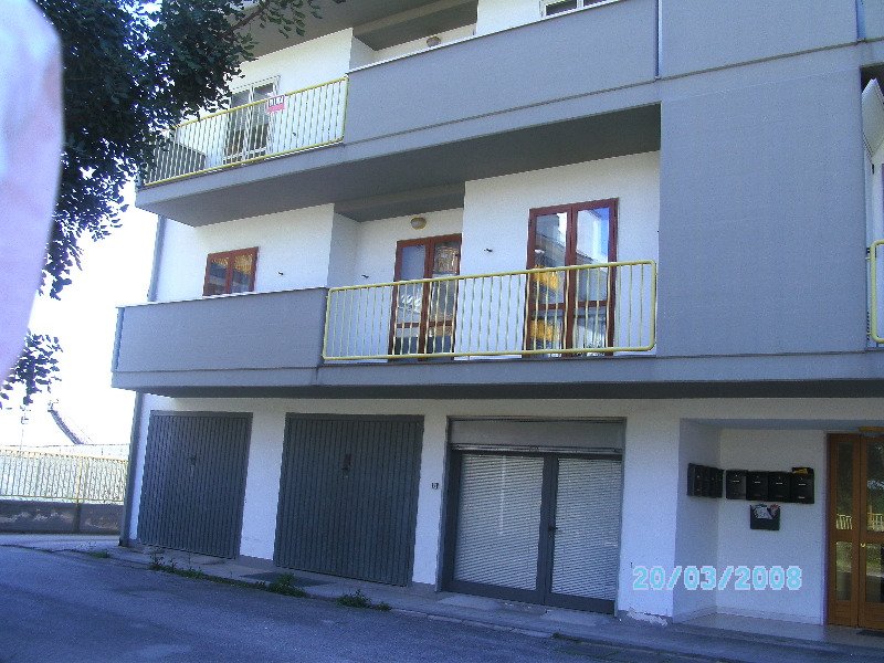 Altamura garage a Bari in Affitto