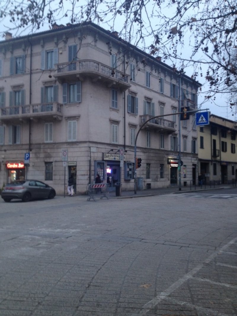 A Pavia centro storico monolocale a Pavia in Vendita