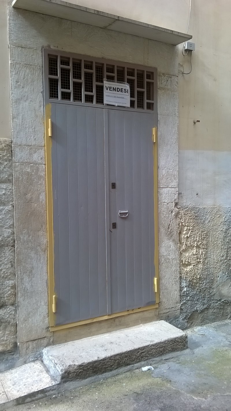 Molfetta monolocale per uso deposito o abitazione a Bari in Vendita