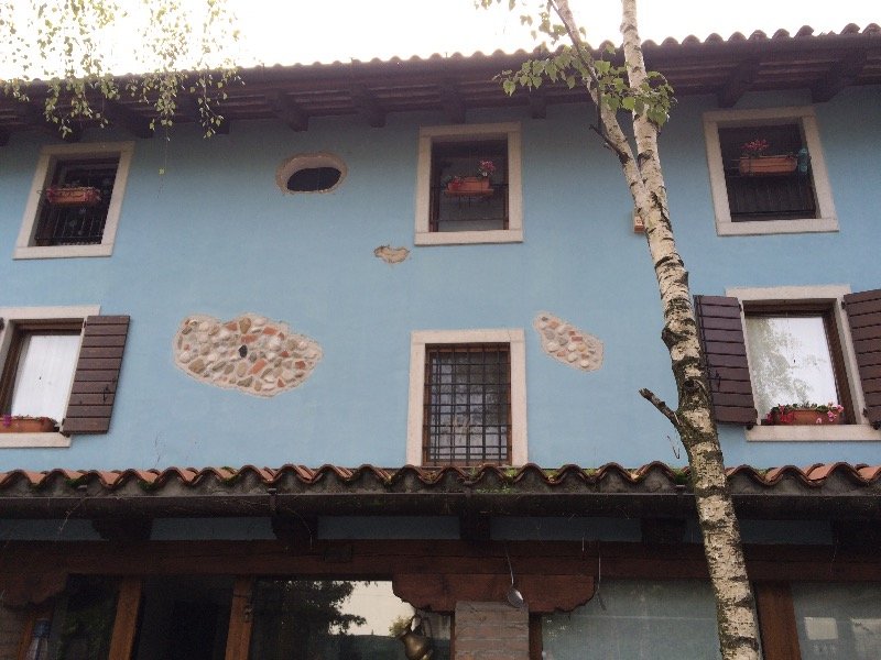 Udine casa in linea in stile friulano a Udine in Vendita