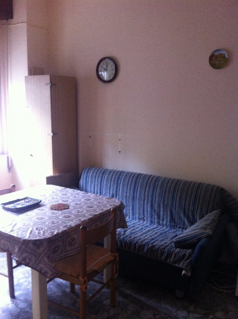 Appartamento ammobiliato a Letojanni a Messina in Affitto